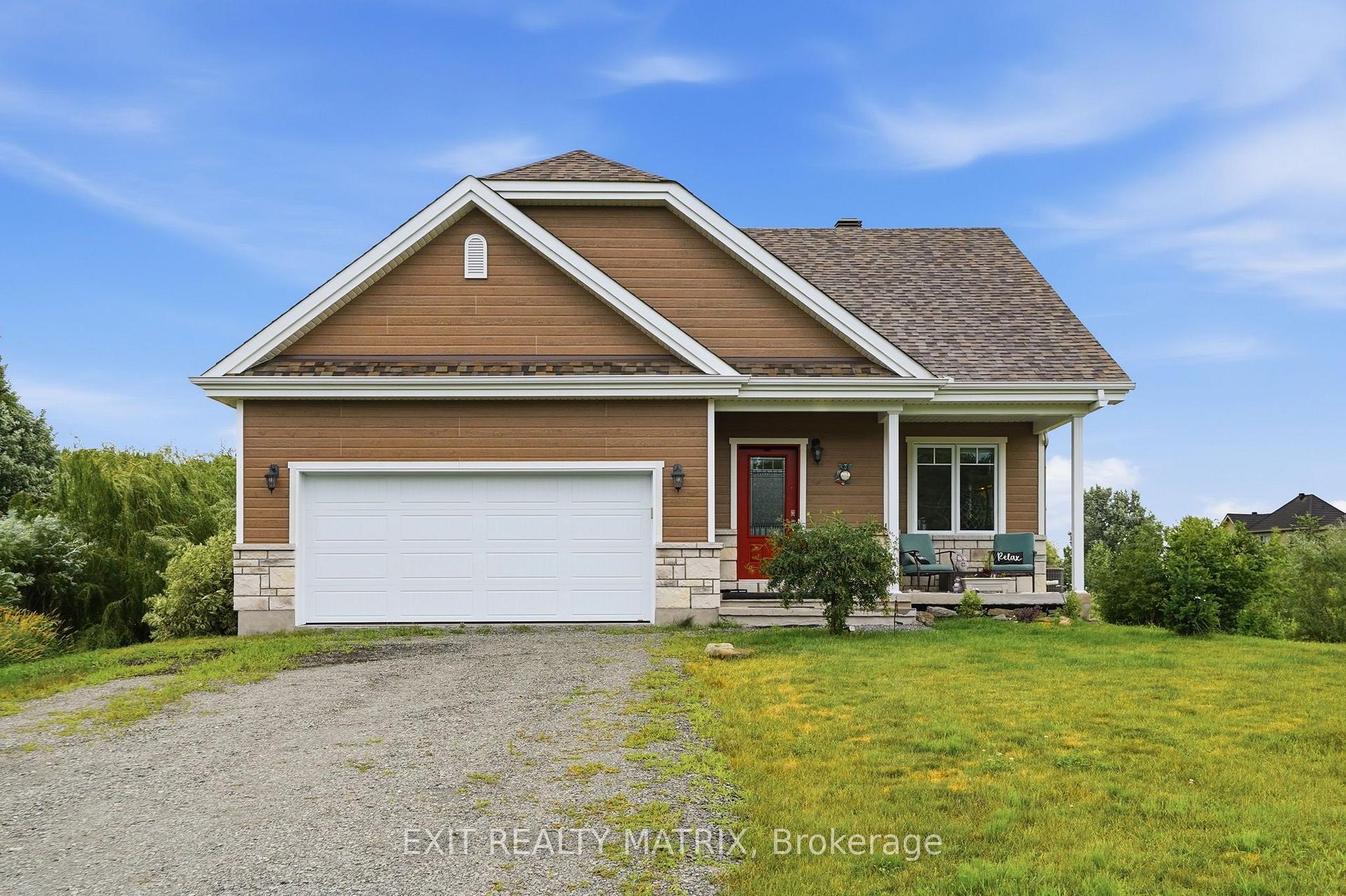 Photo 3 of 800 Du Bercail Street, Champlain, L'Orignal — HOMEH