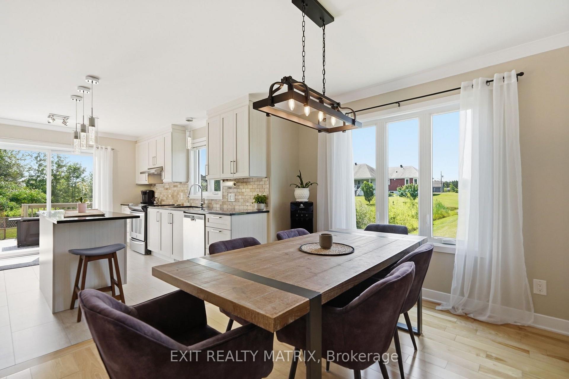 Photo 9 of 800 Du Bercail Street, Champlain, L'Orignal — HOMEH