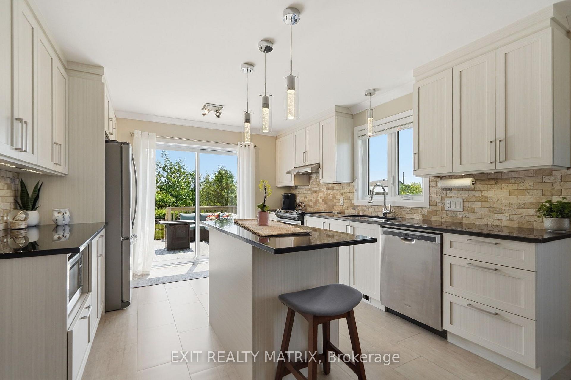 Photo 13 of 800 Du Bercail Street, Champlain, L'Orignal — HOMEH