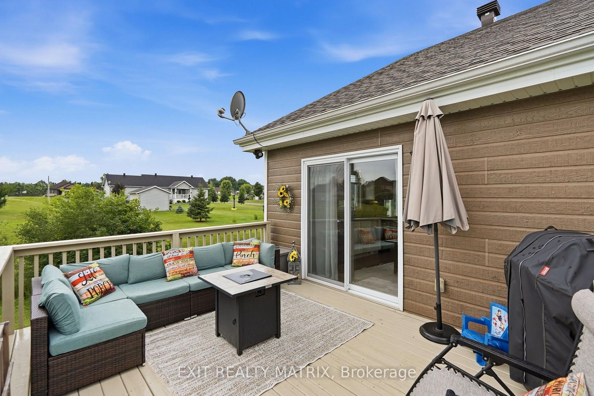 Photo 30 of 800 Du Bercail Street, Champlain, L'Orignal — HOMEH