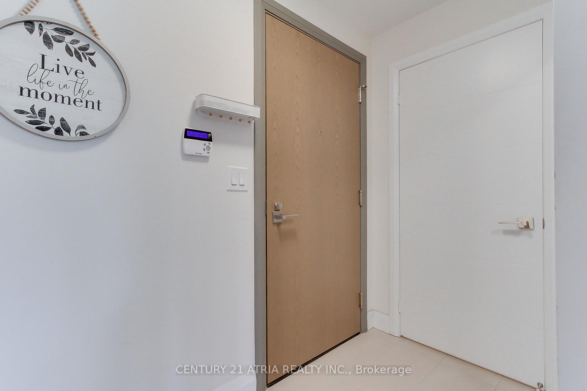 Photo 7 of Unit 223, 18 Uptown Drive, Markham, Unionville — HOMEH