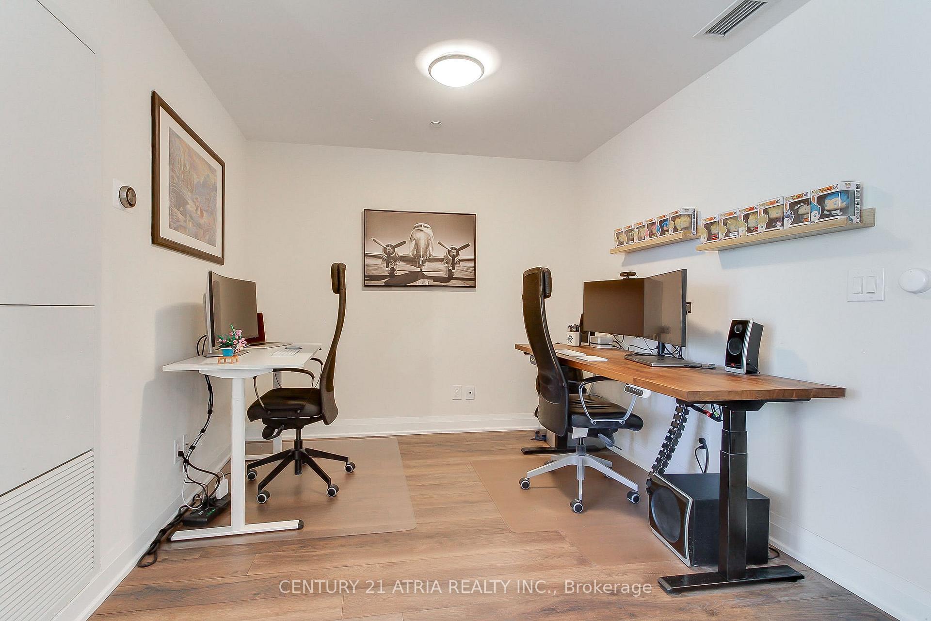 Photo 13 of Unit 223, 18 Uptown Drive, Markham, Unionville — HOMEH