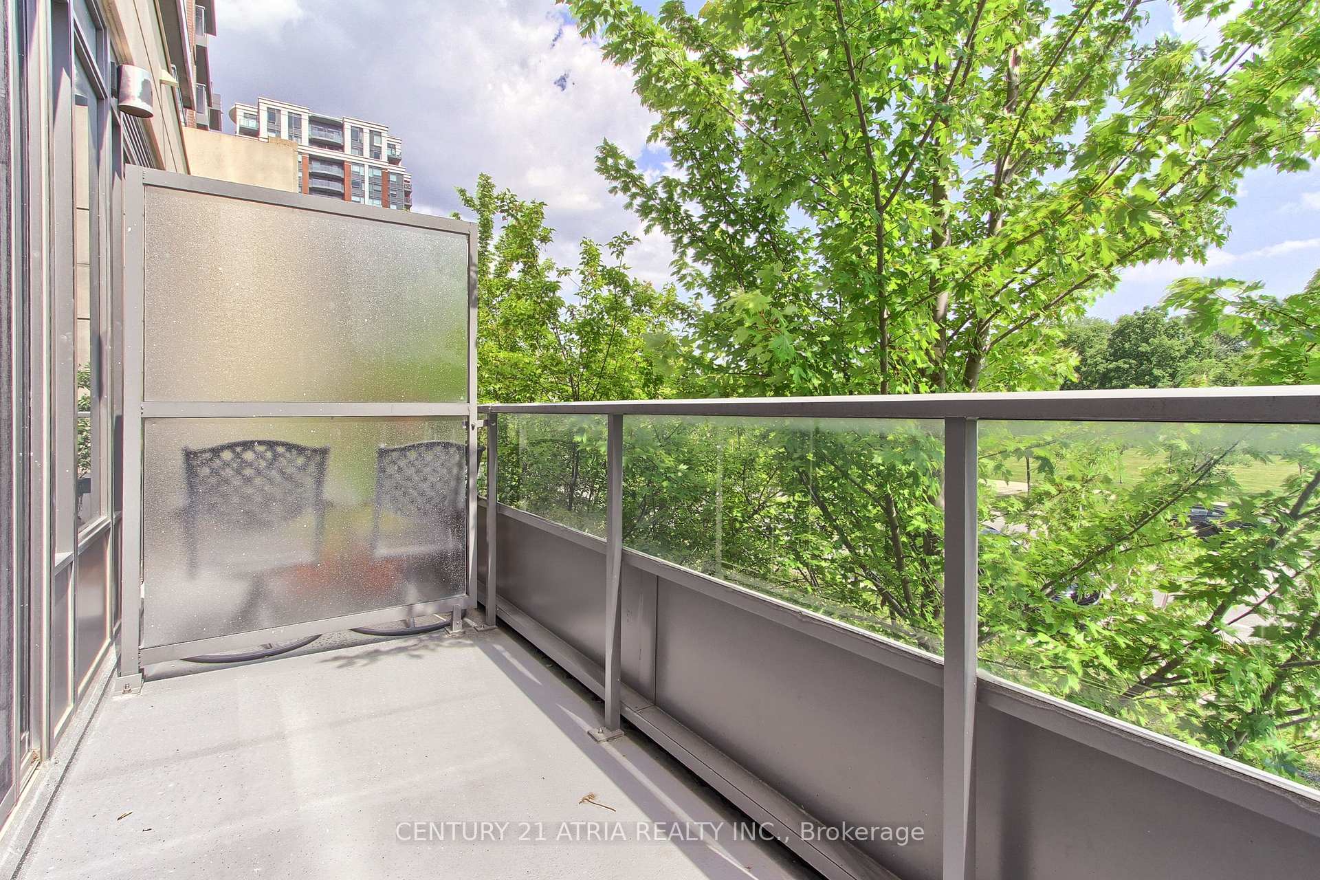 Photo 18 of Unit 223, 18 Uptown Drive, Markham, Unionville — HOMEH