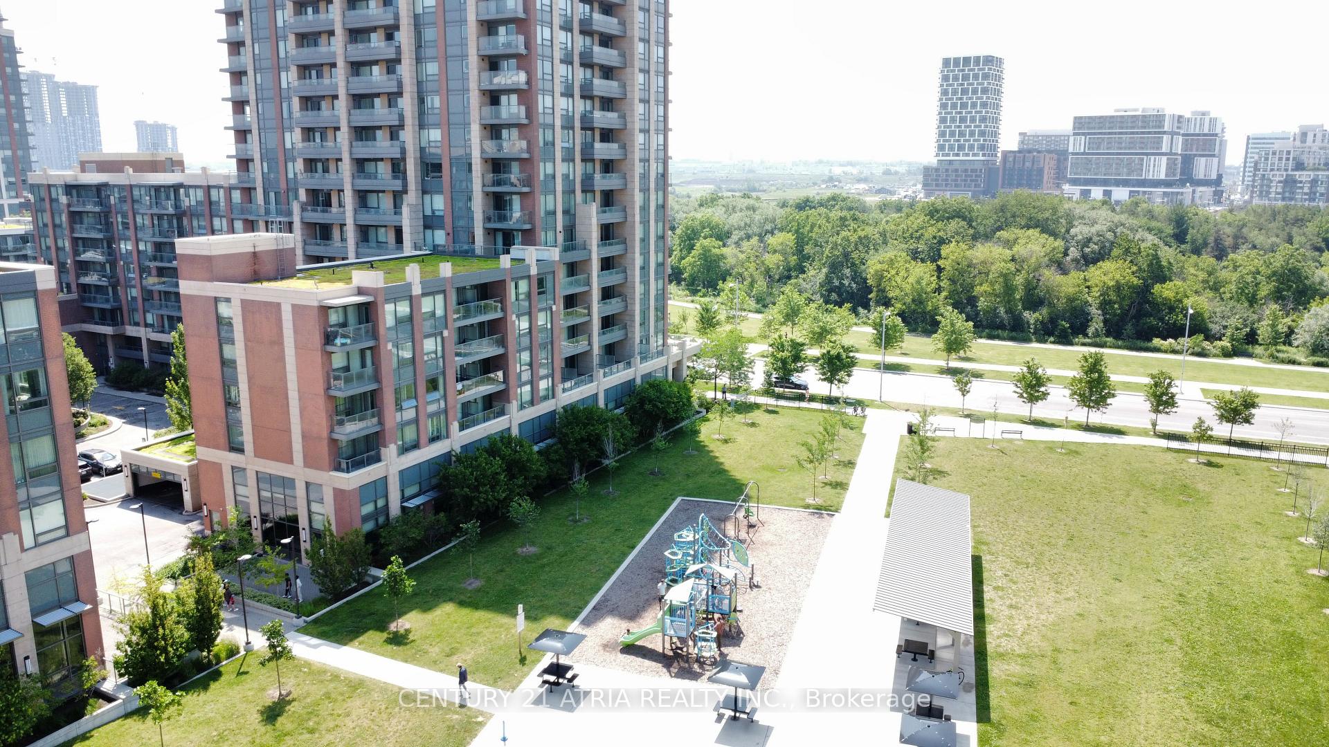 Photo 28 of Unit 223, 18 Uptown Drive, Markham, Unionville — HOMEH
