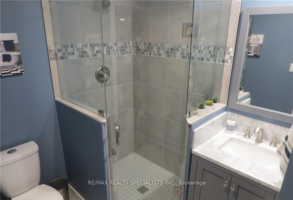 Photo 21 of 101 Roselawn Crescent, Welland, Coyle Creek — HOMEH