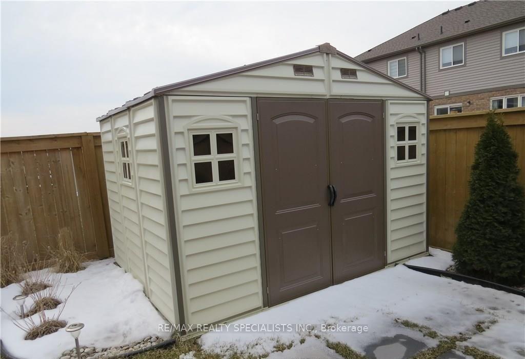 Photo 25 of 101 Roselawn Crescent, Welland, Coyle Creek — HOMEH