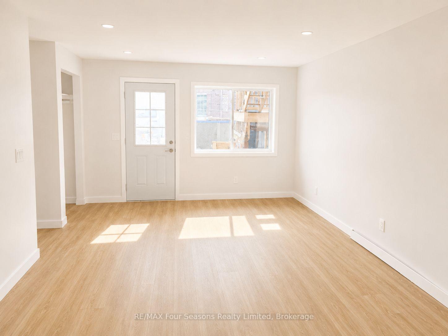 Photo 2 of Unit 1, 7708 Poplar Side Road, Collingwood — HOMEH