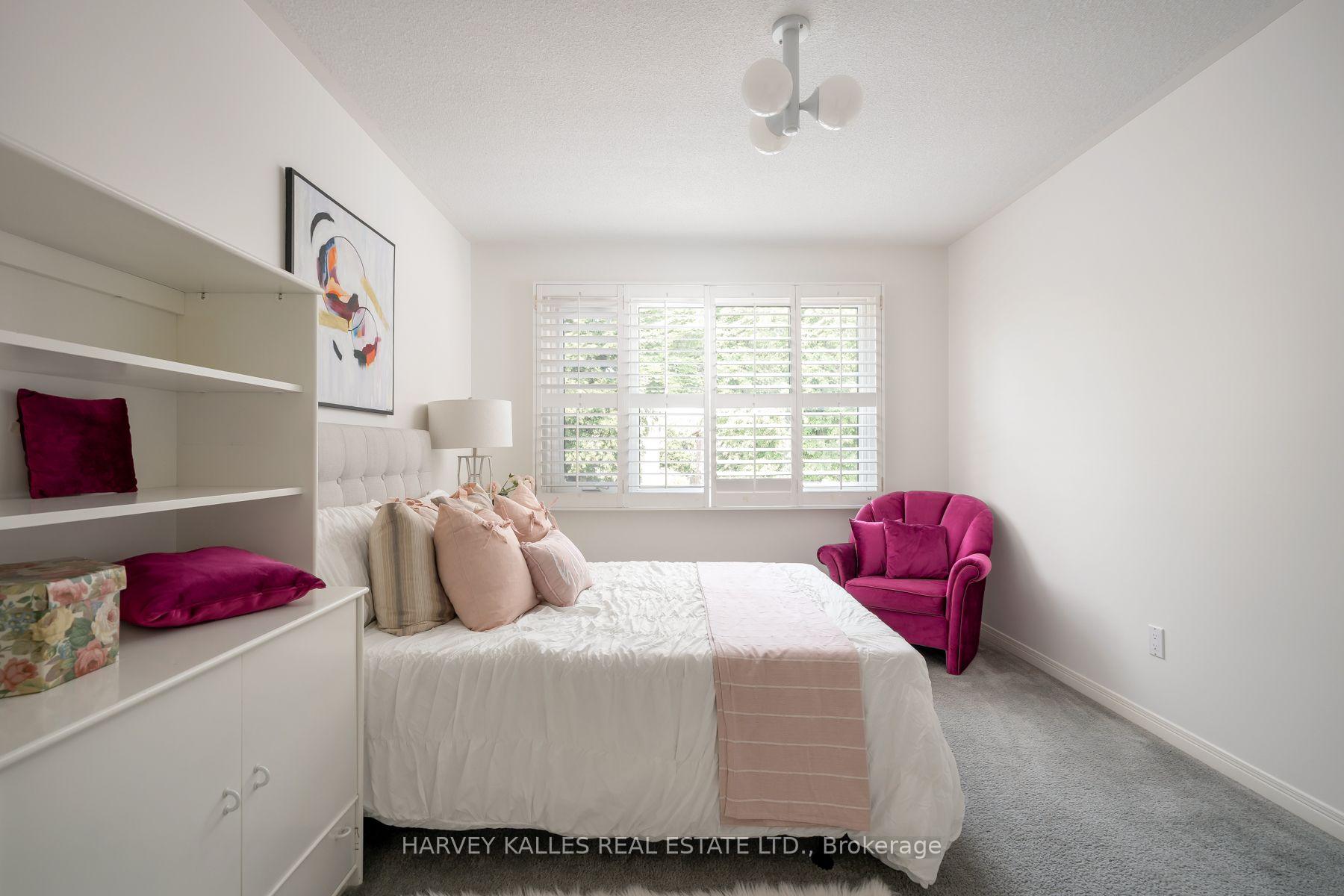 Photo 33 of 17 Peterborough Avenue, Markham, Thornlea — HOMEH