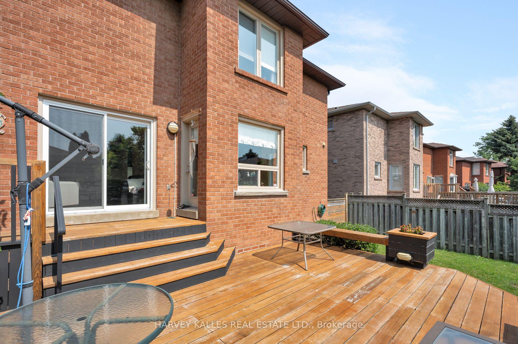 Photo 47 of 17 Peterborough Avenue, Markham, Thornlea — HOMEH