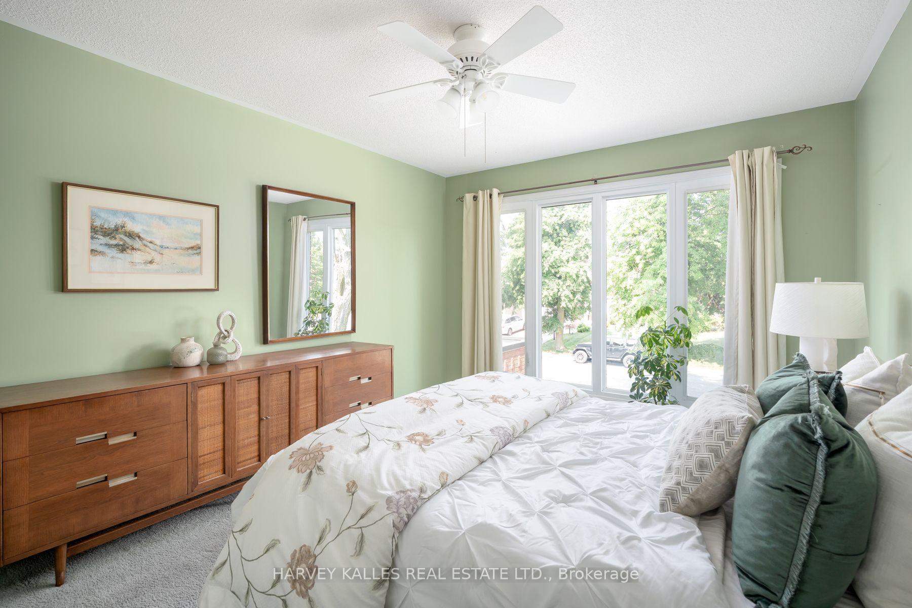 Photo 48 of 17 Peterborough Avenue, Markham, Thornlea — HOMEH