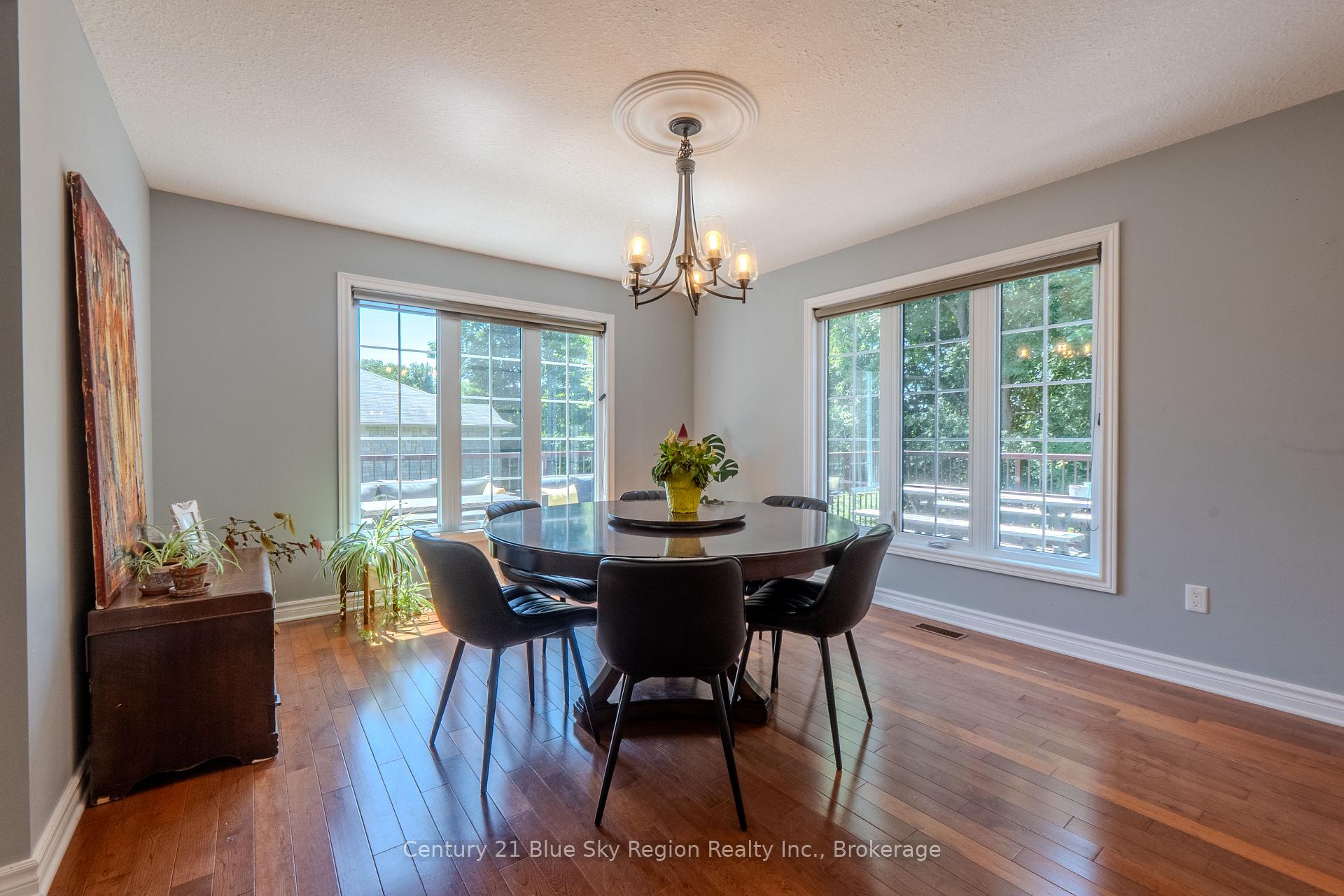Photo 14 of 21 Stone Manor Drive, North Bay, Airport — HOMEH