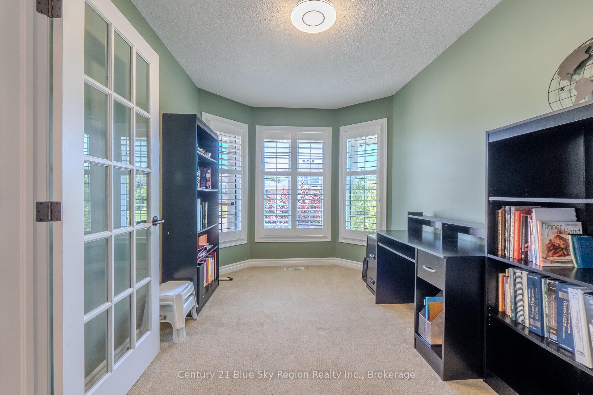 Photo 25 of 21 Stone Manor Drive, North Bay, Airport — HOMEH