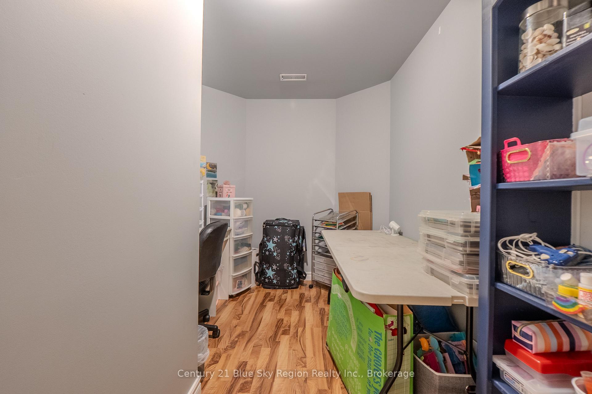 Photo 46 of 21 Stone Manor Drive, North Bay, Airport — HOMEH