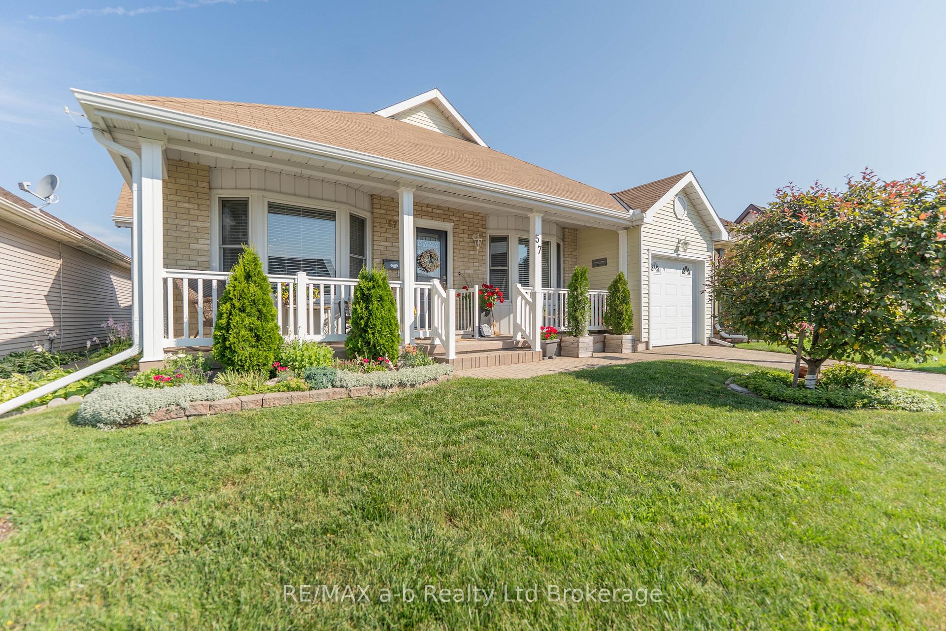 Photo 1 of 57 Edwin Crescent, Tillsonburg — HOMEH