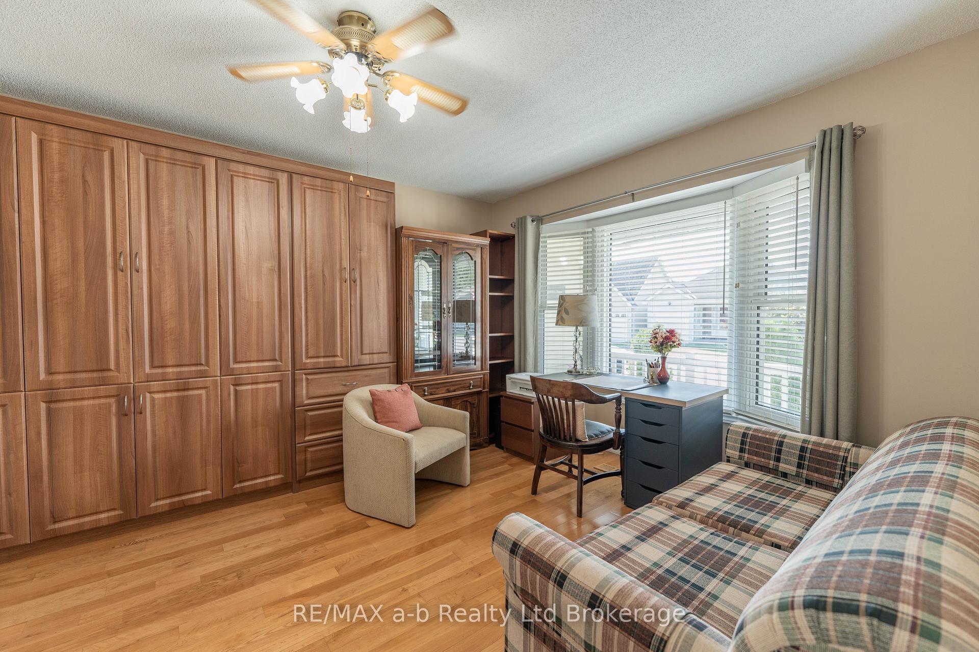 Photo 17 of 57 Edwin Crescent, Tillsonburg — HOMEH