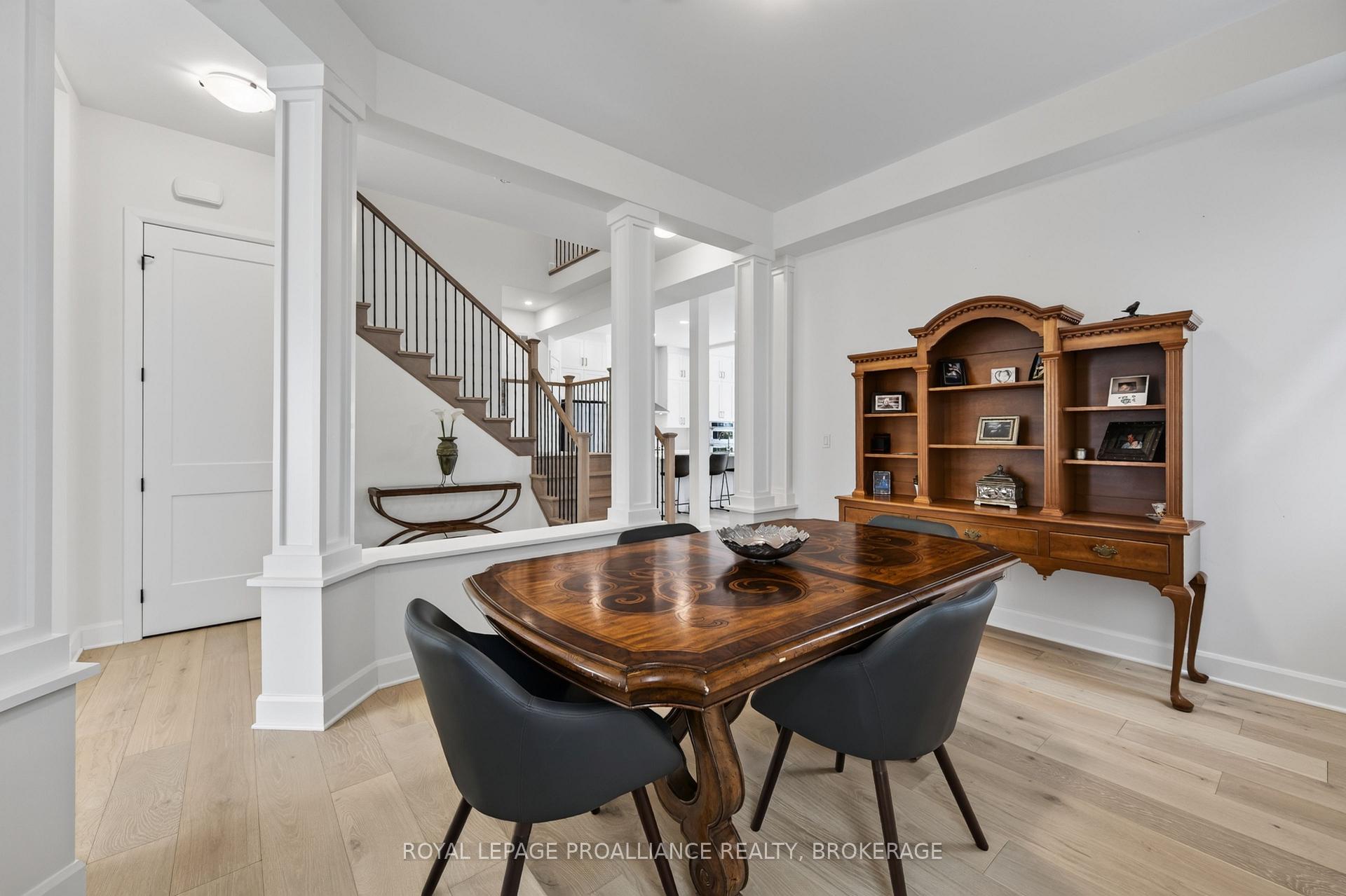 Photo 10 of 811 Riverview Way, Kingston, Kingston East (Incl Barret Crt) — HOMEH