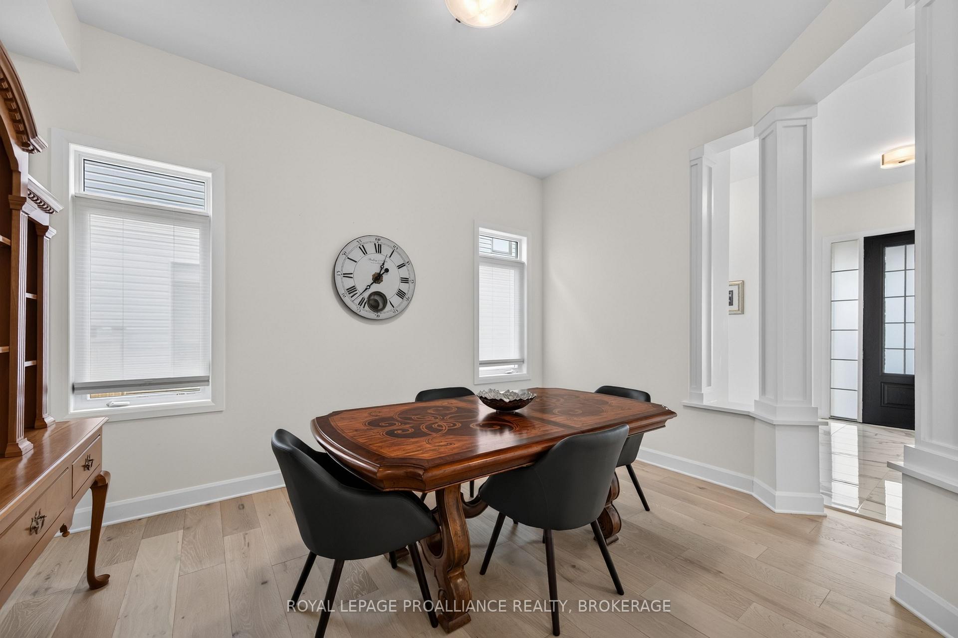 Photo 11 of 811 Riverview Way, Kingston, Kingston East (Incl Barret Crt) — HOMEH