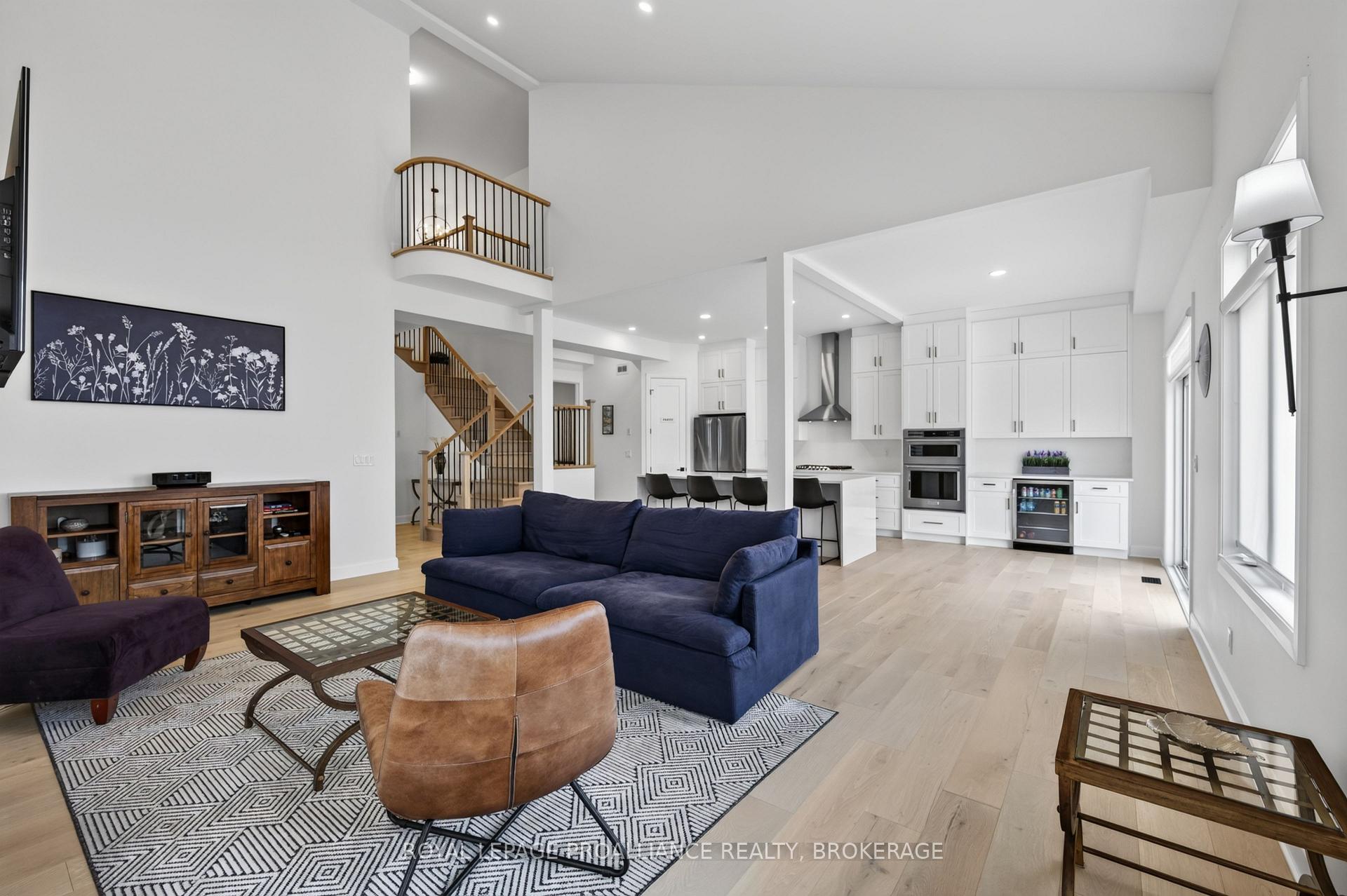 Photo 14 of 811 Riverview Way, Kingston, Kingston East (Incl Barret Crt) — HOMEH