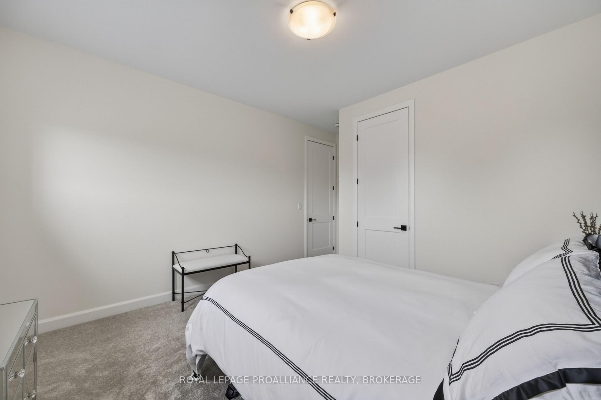 Photo 32 of 811 Riverview Way, Kingston, Kingston East (Incl Barret Crt) — HOMEH