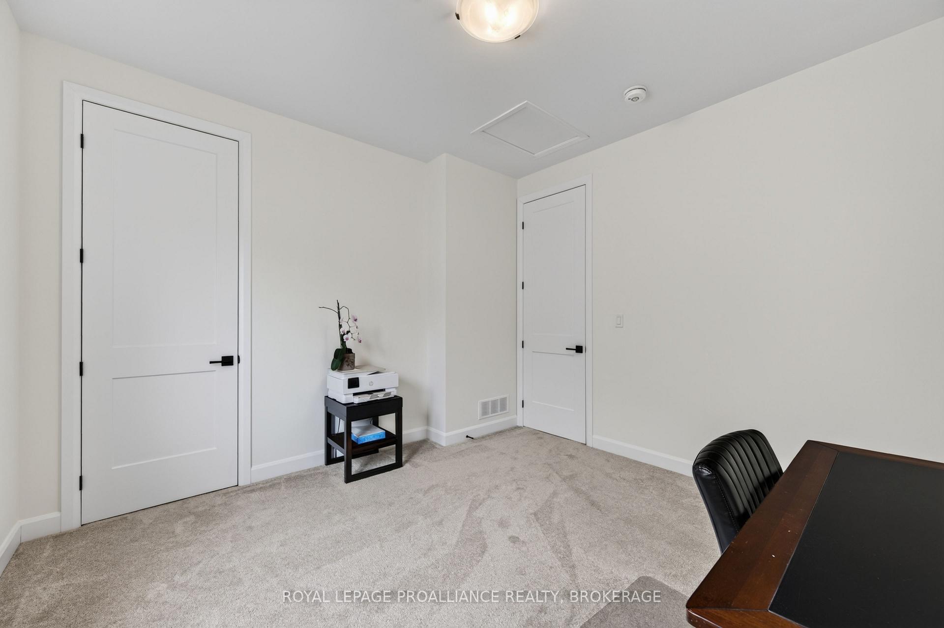 Photo 34 of 811 Riverview Way, Kingston, Kingston East (Incl Barret Crt) — HOMEH