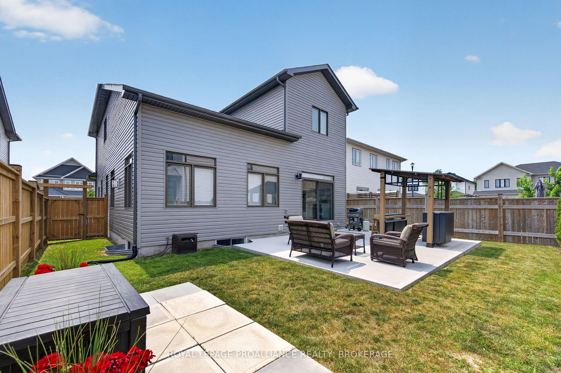 Photo 39 of 811 Riverview Way, Kingston, Kingston East (Incl Barret Crt) — HOMEH