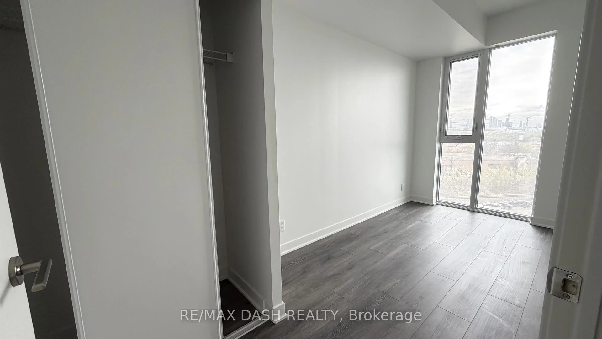 Photo 28 of Unit 2217, 6 Flavelle Trail, Vaughan, Steeles West Industrial — HOMEH
