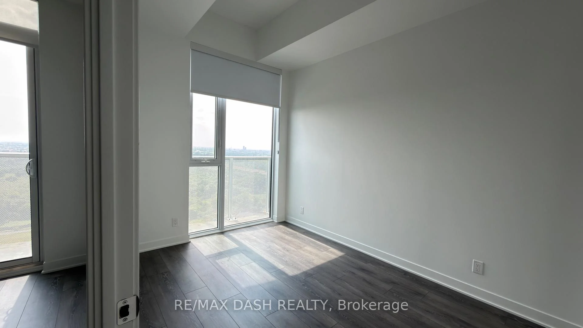 Photo 12 of Unit 2217, 6 Flavelle Trail, Vaughan, Steeles West Industrial — HOMEH