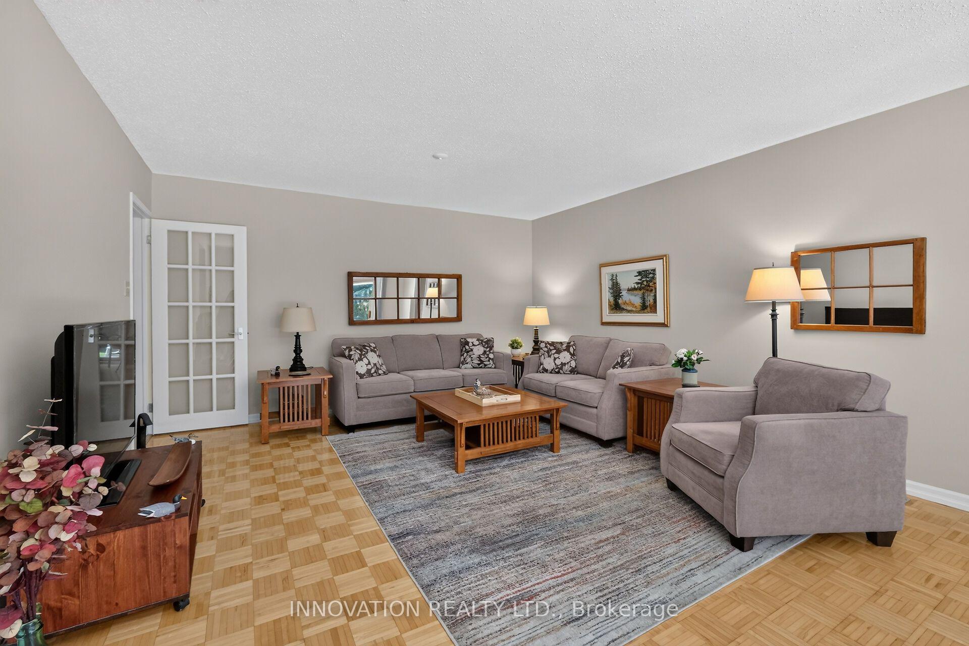 Photo 10 of 68 Kingsford Court, Ottawa, Kanata - Beaverbrook — HOMEH
