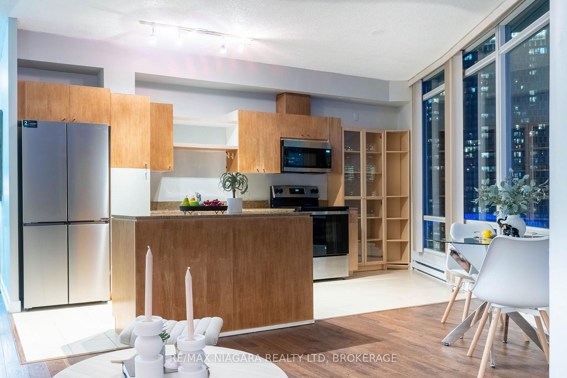Photo 28 of Unit 3603, 361 Front Street W, Toronto, Waterfront Communities — HOMEH