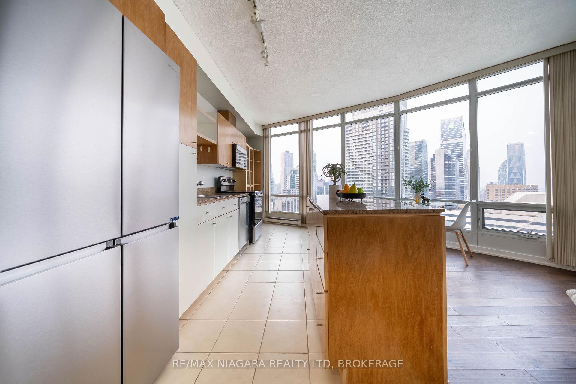 Photo 31 of Unit 3603, 361 Front Street W, Toronto, Waterfront Communities — HOMEH