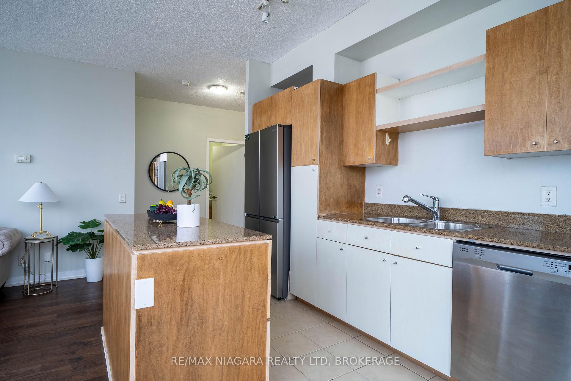 Photo 33 of Unit 3603, 361 Front Street W, Toronto, Waterfront Communities — HOMEH