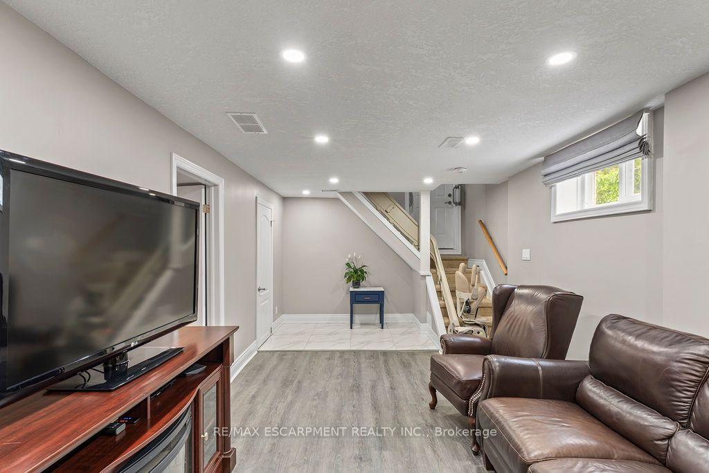 Photo 27 of 340 Upper Gage Avenue, Hamilton, Raleigh — HOMEH