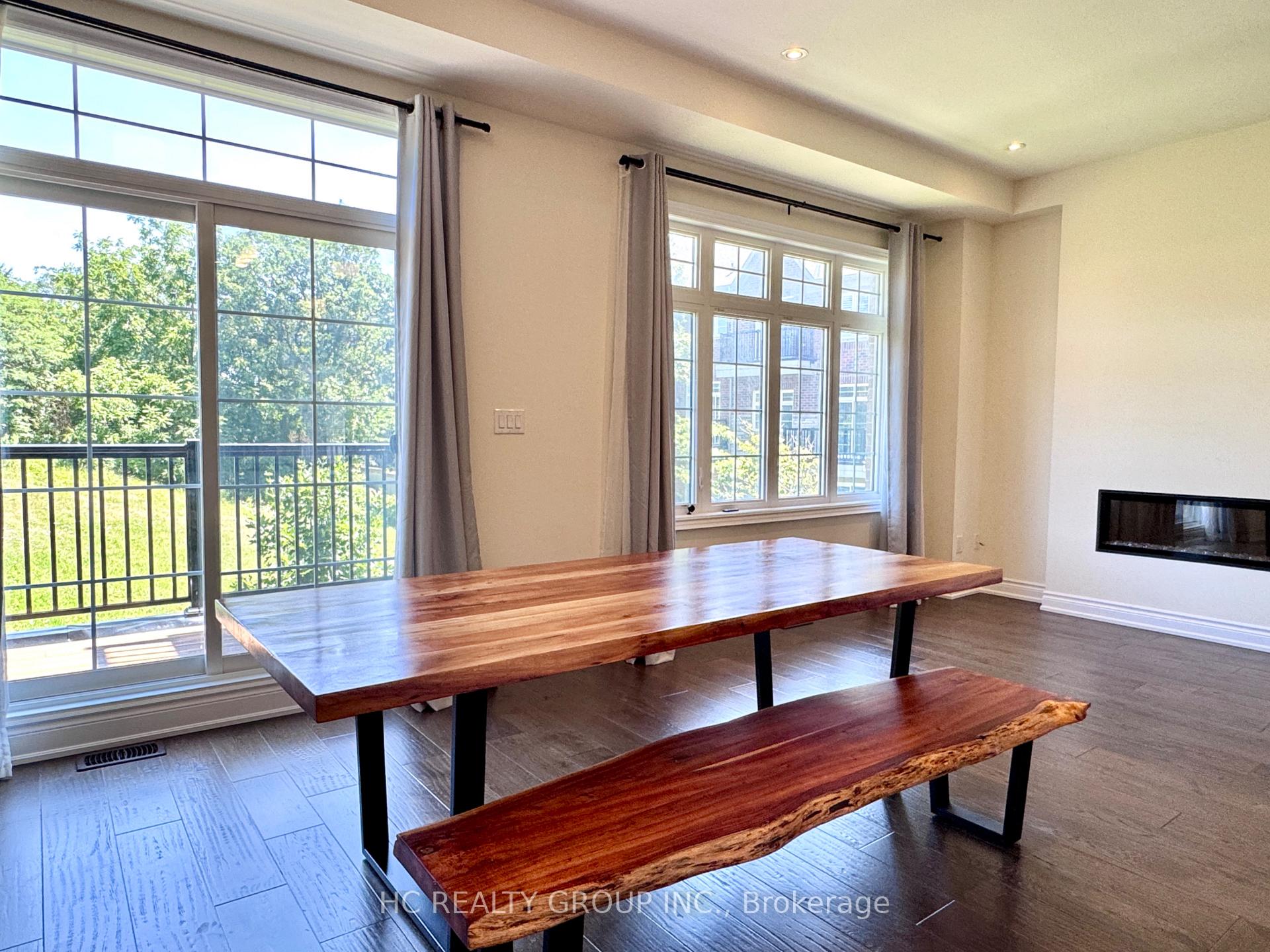 Photo 5 of 9 Beaufort Way, Markham, Angus Glen — HOMEH