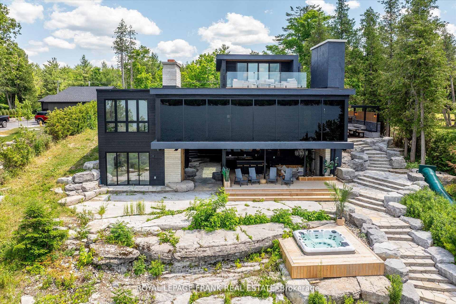 Photo 5 of 910 Birchview Road, Douro-Dummer — HOMEH