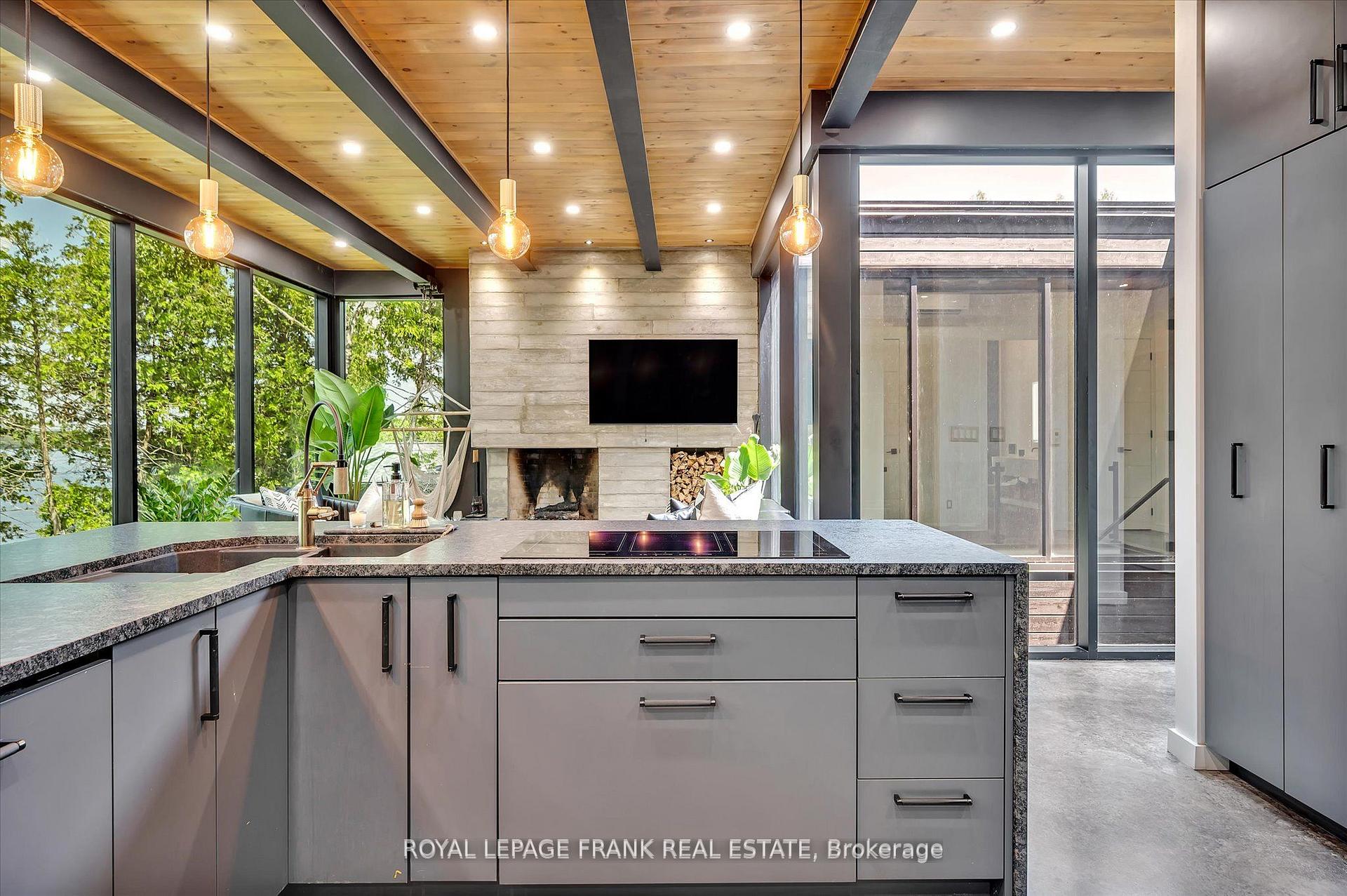 Photo 10 of 910 Birchview Road, Douro-Dummer — HOMEH