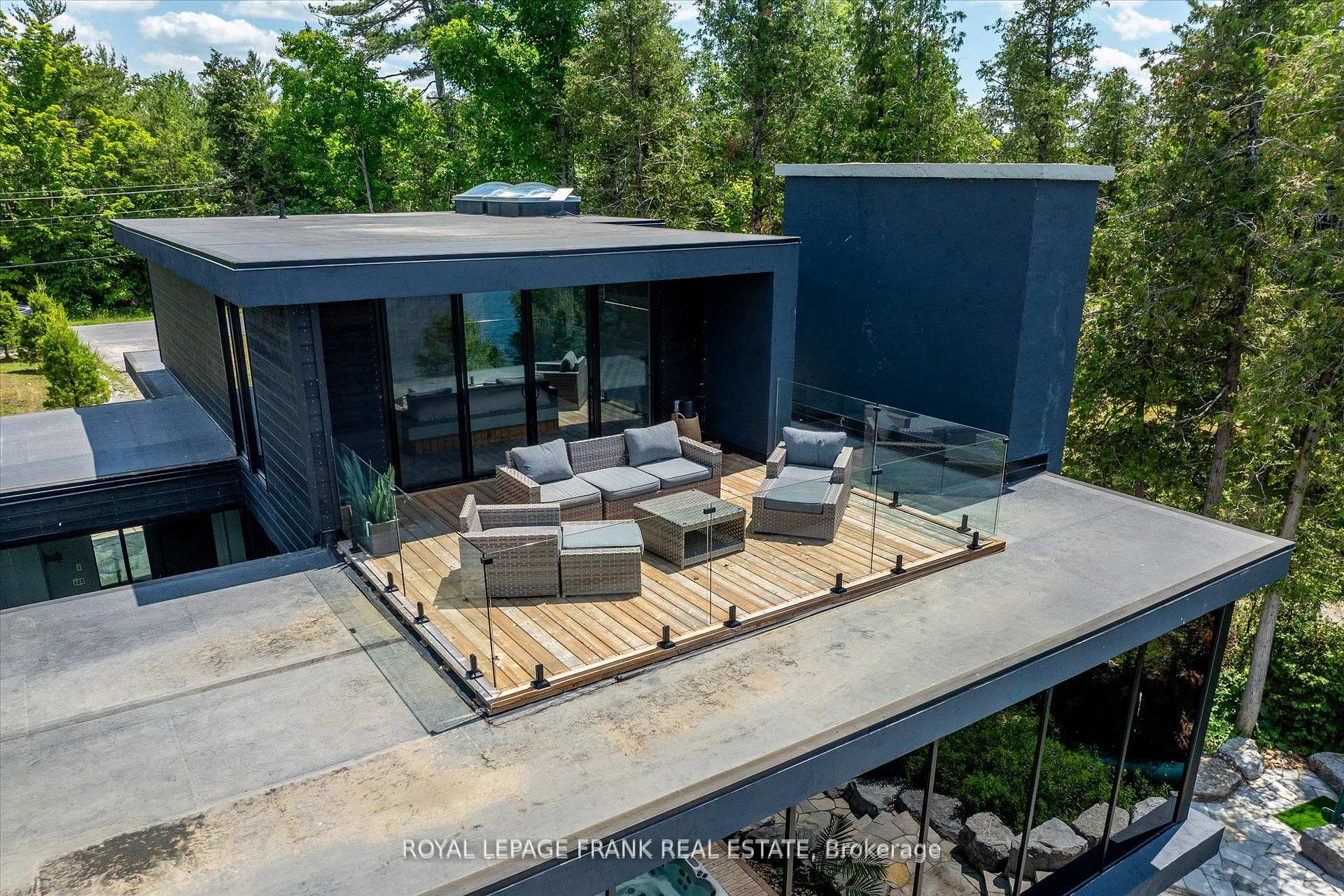 Photo 28 of 910 Birchview Road, Douro-Dummer — HOMEH