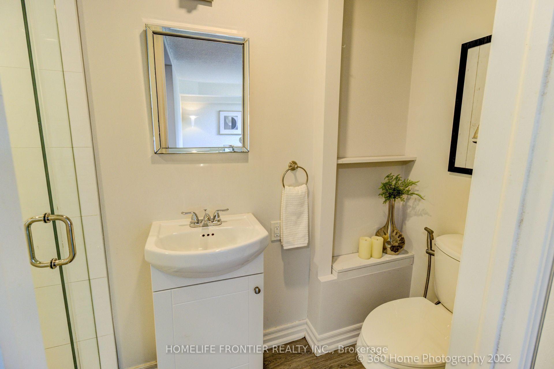 Photo 27 of 92 Poplar Crescent W, Aurora, Aurora Highlands — HOMEH