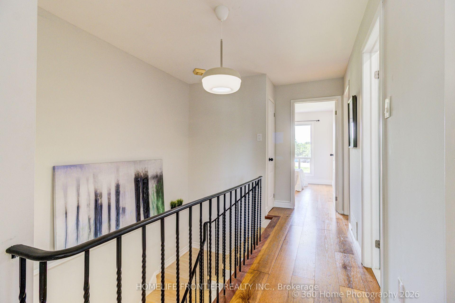 Photo 17 of 92 Poplar Crescent W, Aurora, Aurora Highlands — HOMEH