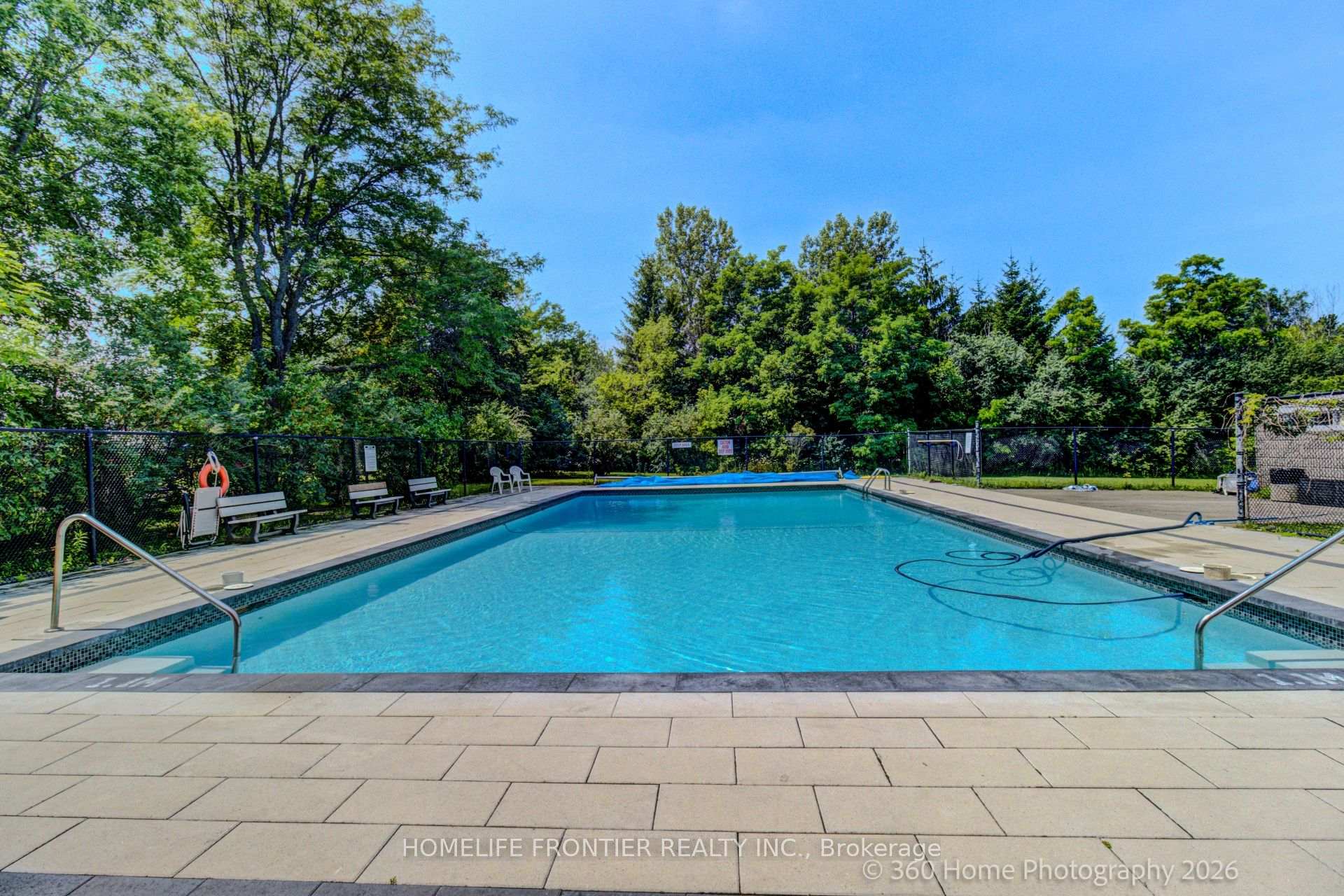 Photo 31 of 92 Poplar Crescent W, Aurora, Aurora Highlands — HOMEH