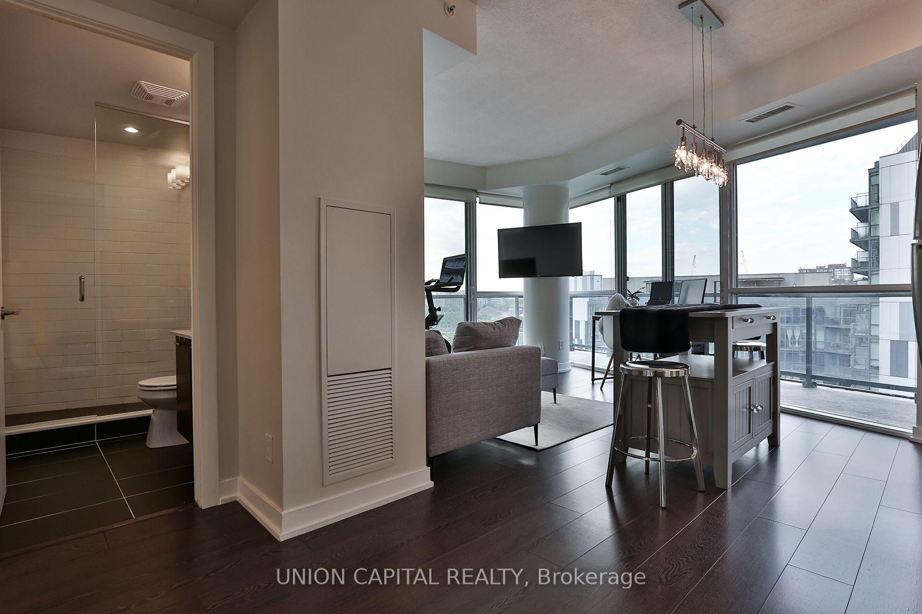 Photo 12 of Unit 1103, 20 Bruyeres Mews, Toronto, Niagara — HOMEH