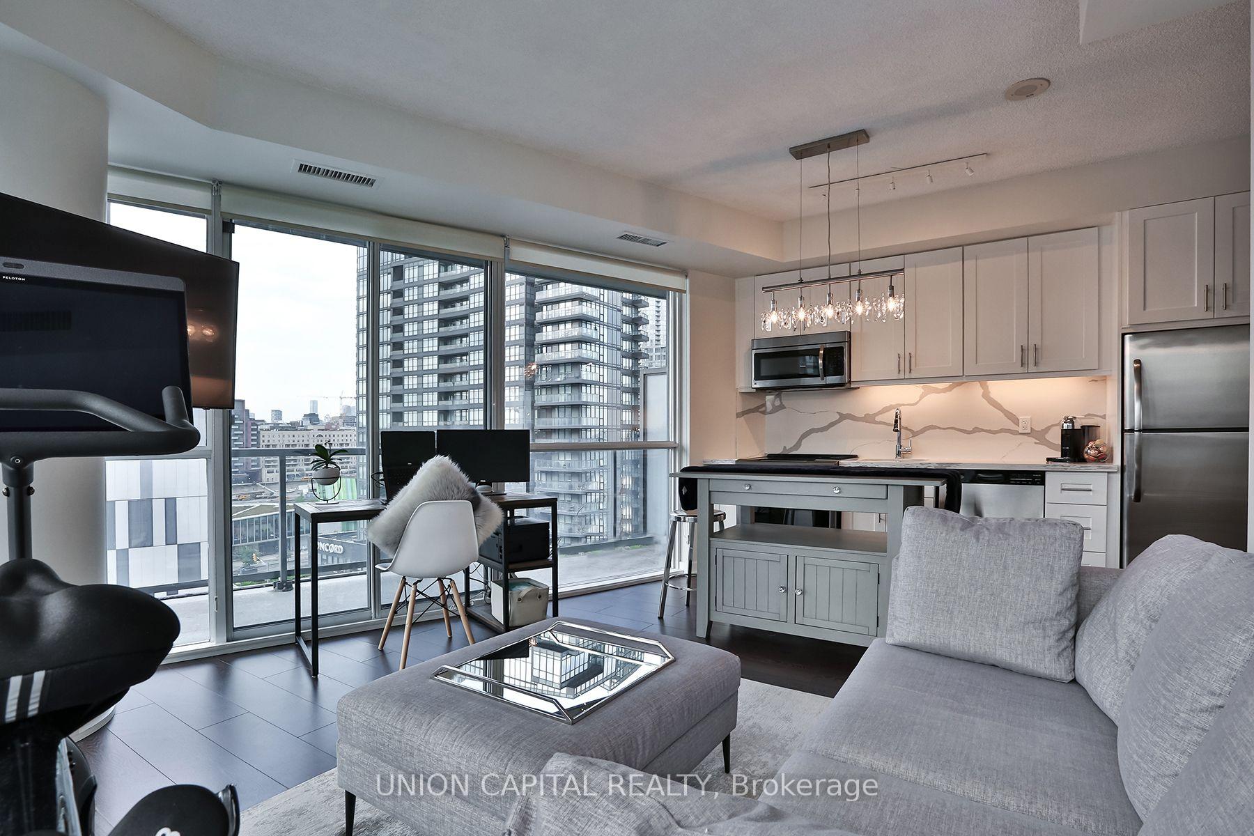 Photo 15 of Unit 1103, 20 Bruyeres Mews, Toronto, Niagara — HOMEH