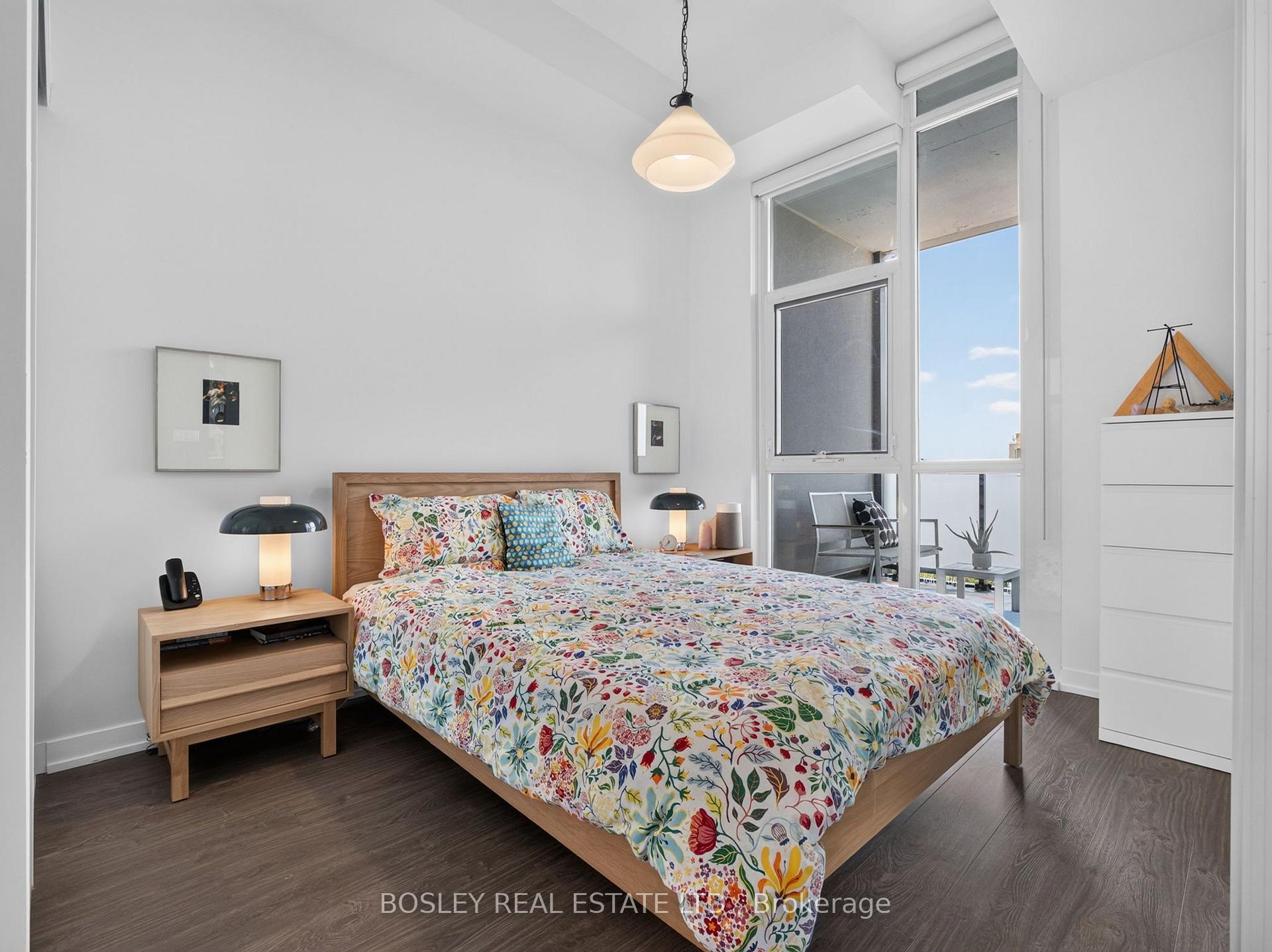 Photo 9 of Unit 801, 36 Howard Park Avenue, Toronto, Roncesvalles — HOMEH