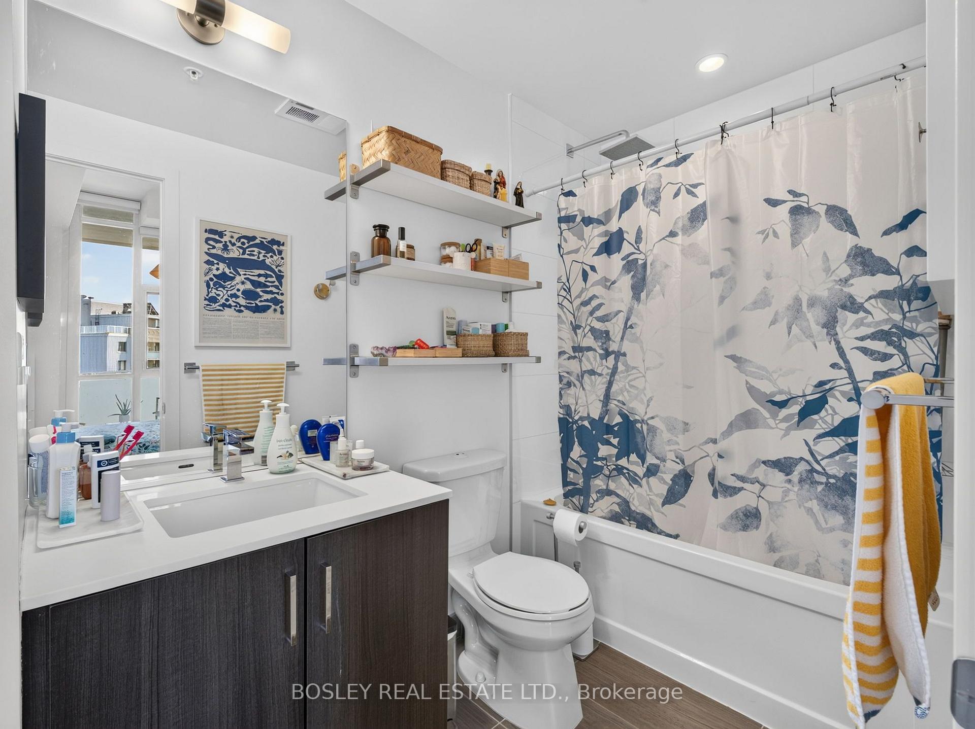 Photo 12 of Unit 801, 36 Howard Park Avenue, Toronto, Roncesvalles — HOMEH