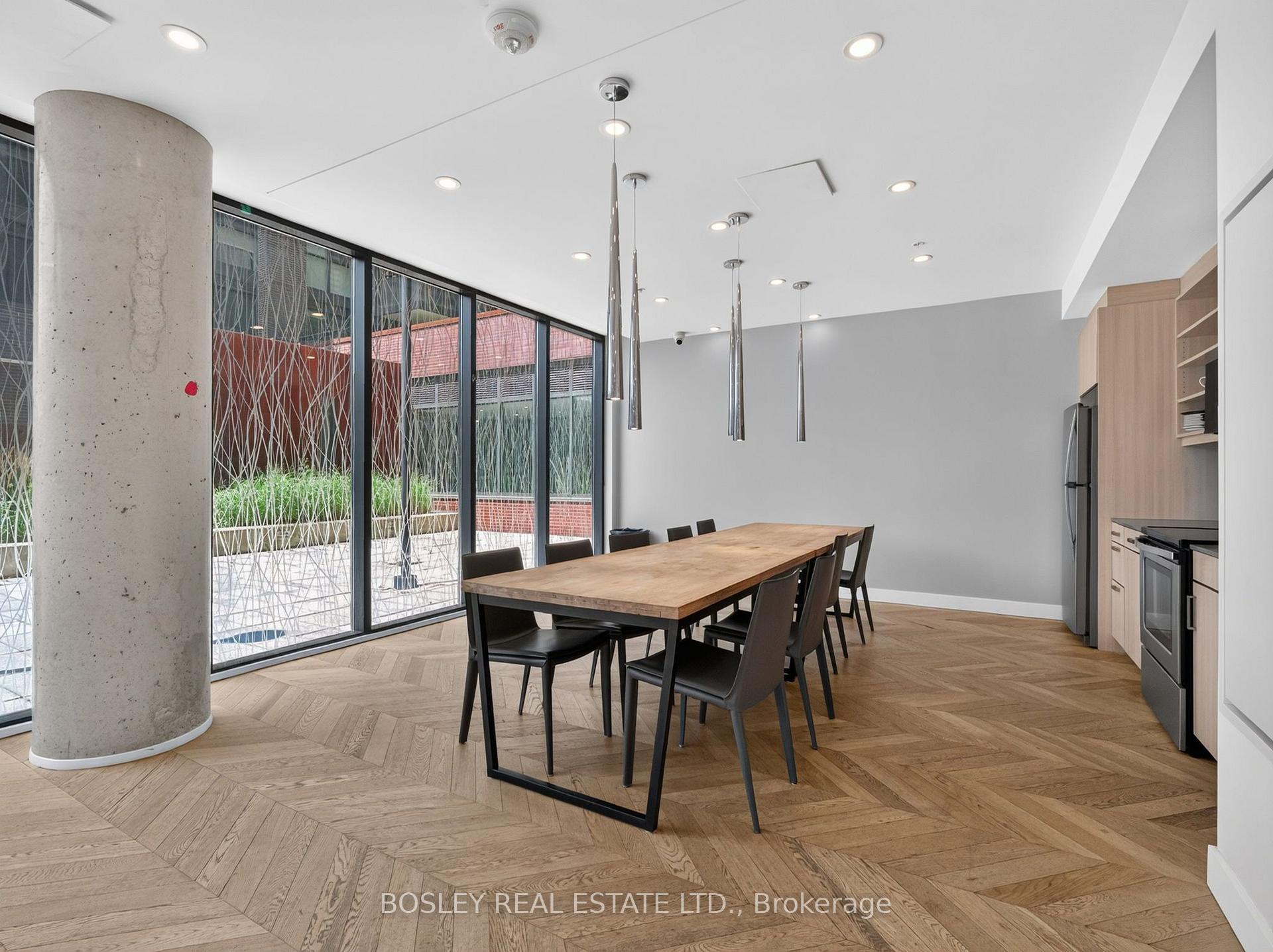 Photo 27 of Unit 801, 36 Howard Park Avenue, Toronto, Roncesvalles — HOMEH