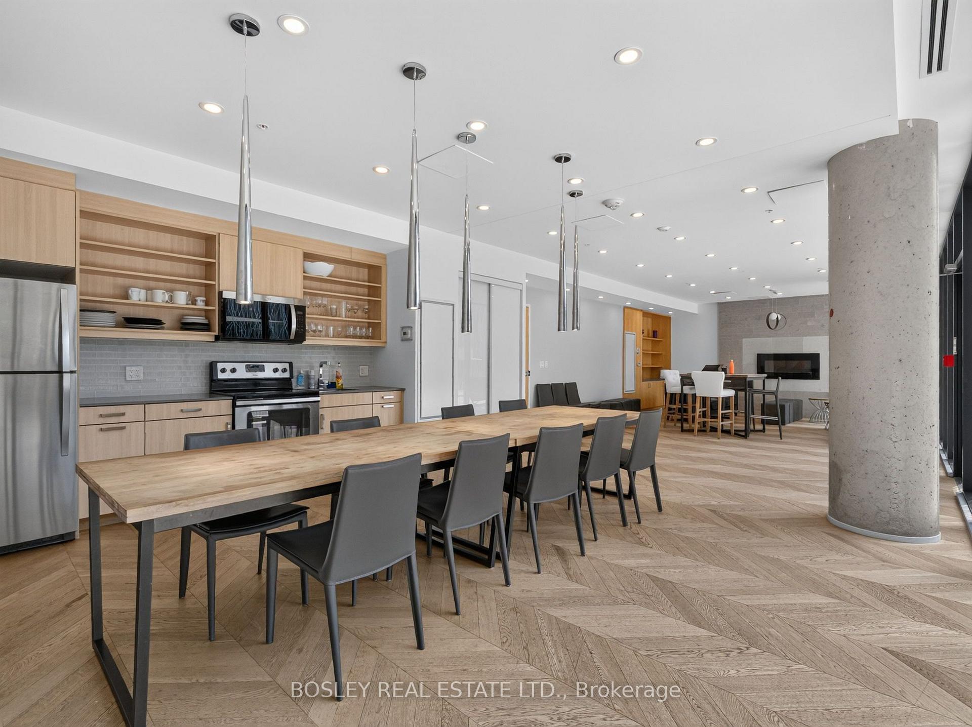 Photo 29 of Unit 801, 36 Howard Park Avenue, Toronto, Roncesvalles — HOMEH