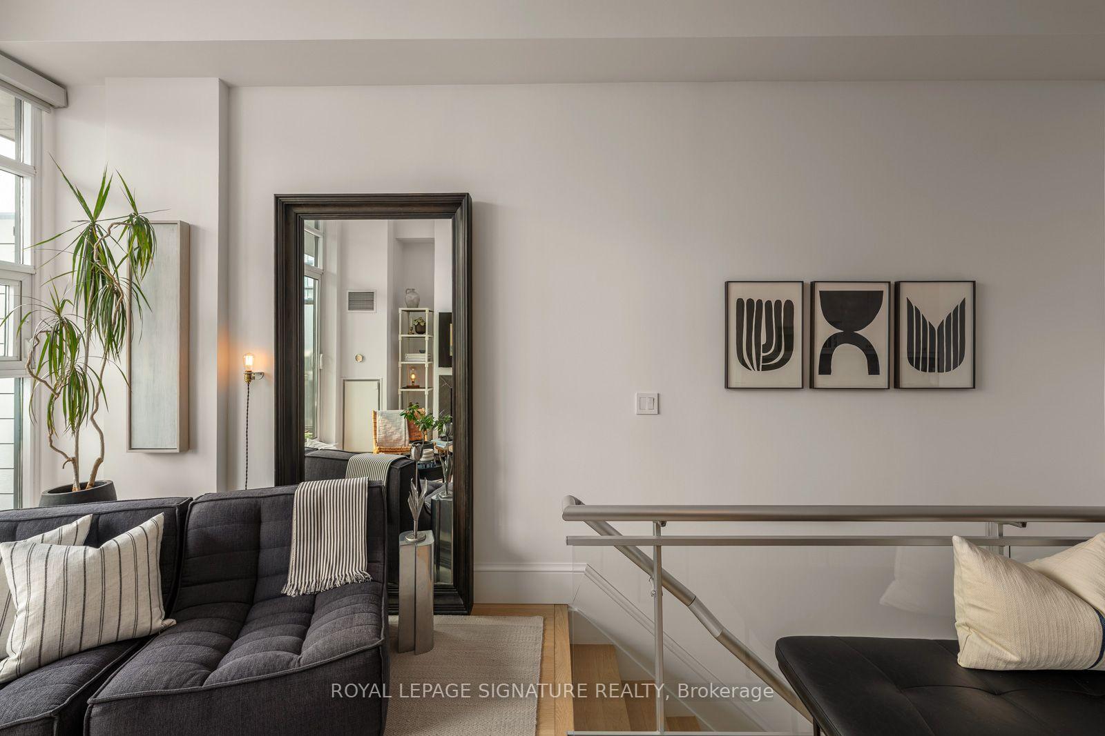 Photo 4 of Unit 1411, 333 Adelaide Street E, Toronto, Moss Park — HOMEH