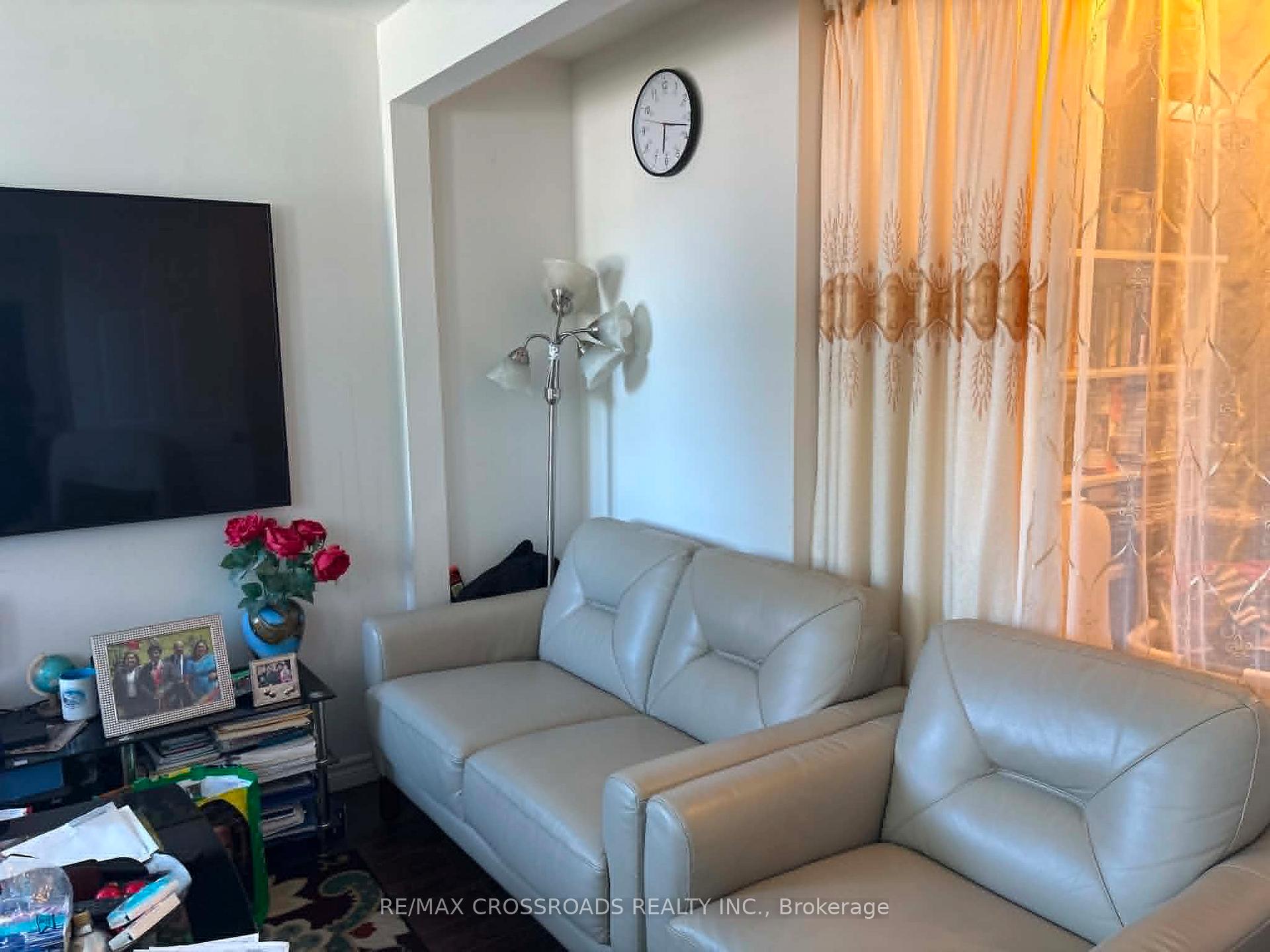 Photo 2 of 62 Sanders Boulevard, Hamilton, Ainslie Wood — HOMEH