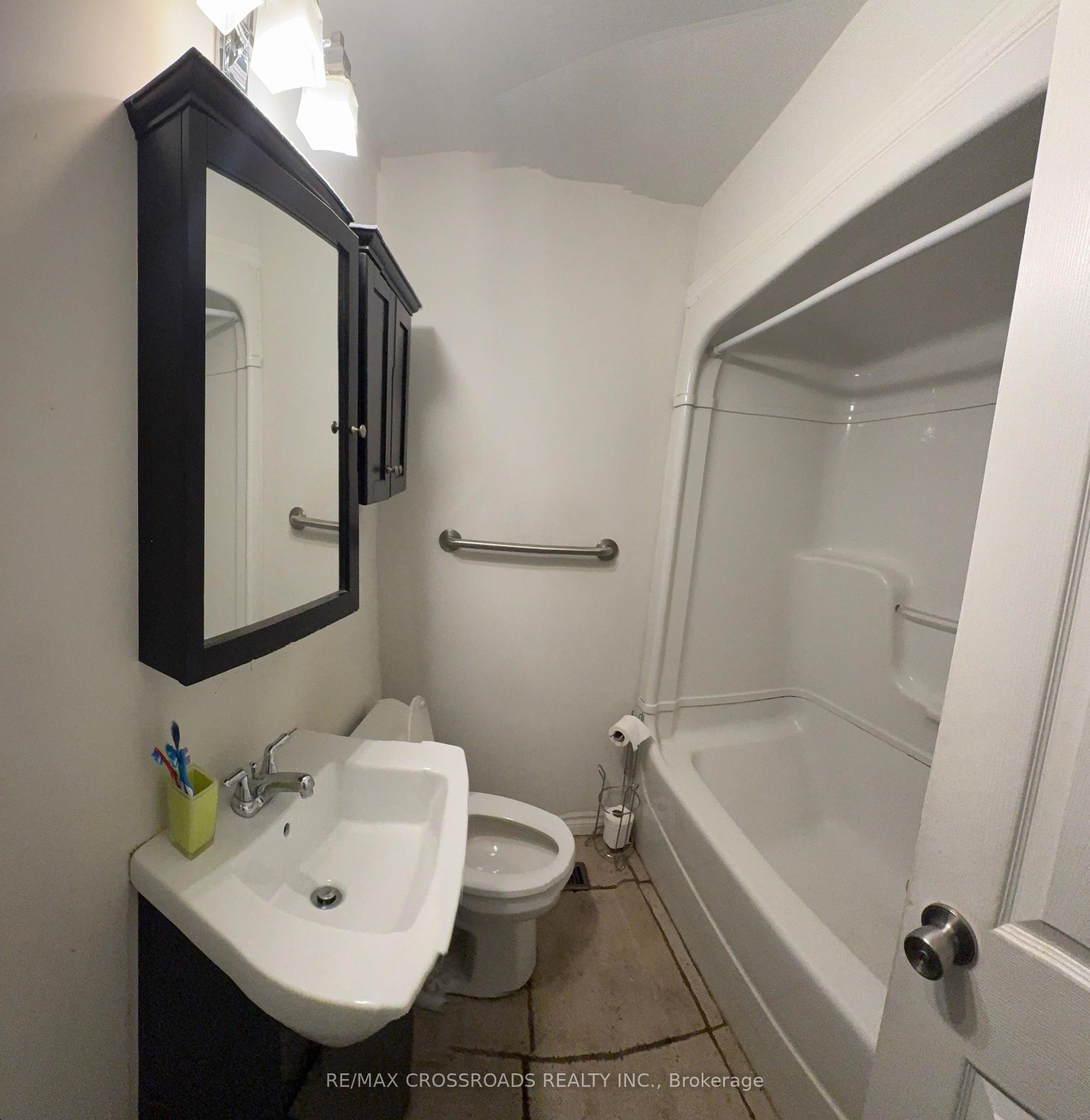 Photo 13 of 62 Sanders Boulevard, Hamilton, Ainslie Wood — HOMEH