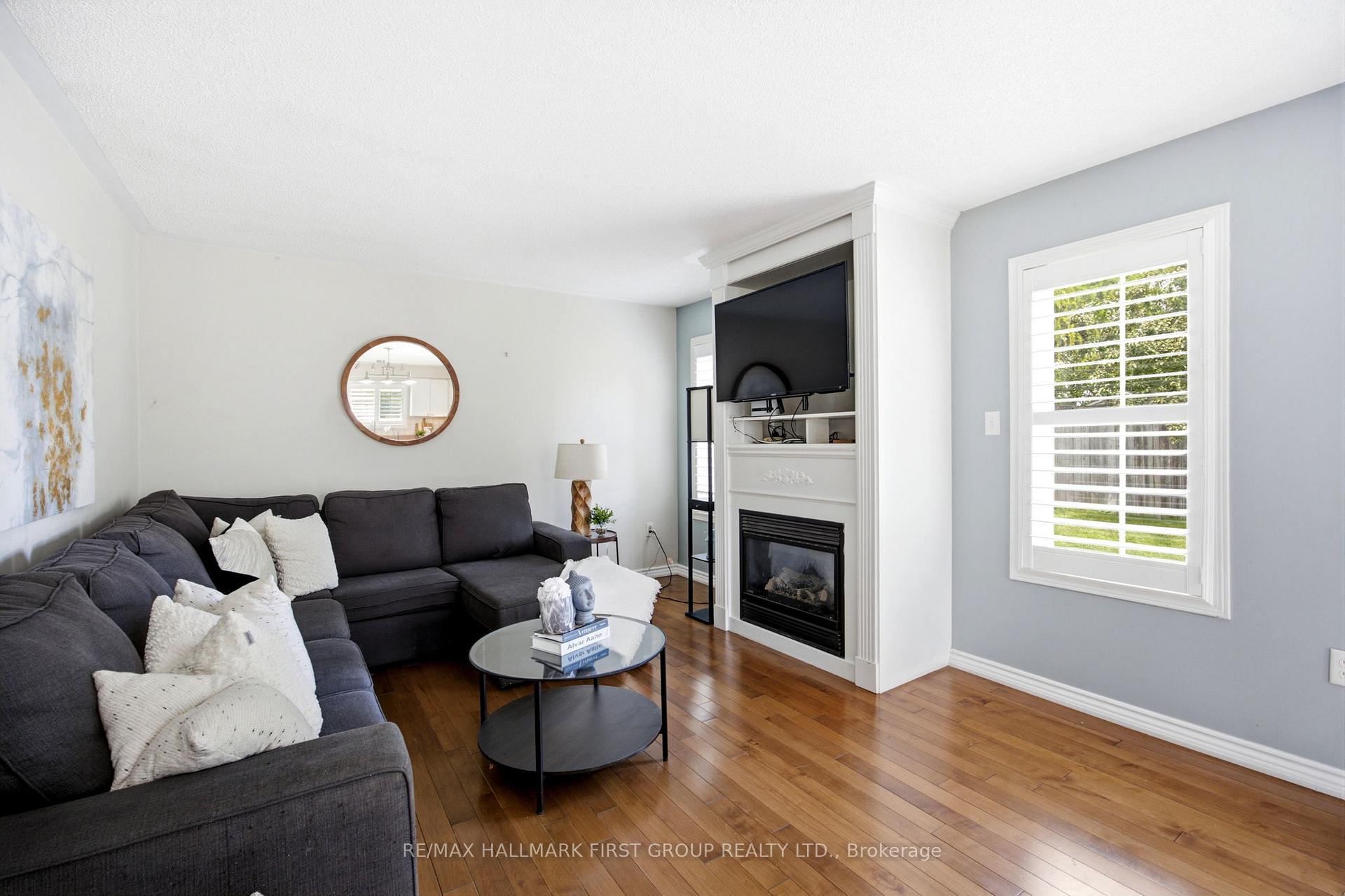 Photo 12 of 1396 Lyncroft Crescent, Oshawa, Taunton — HOMEH