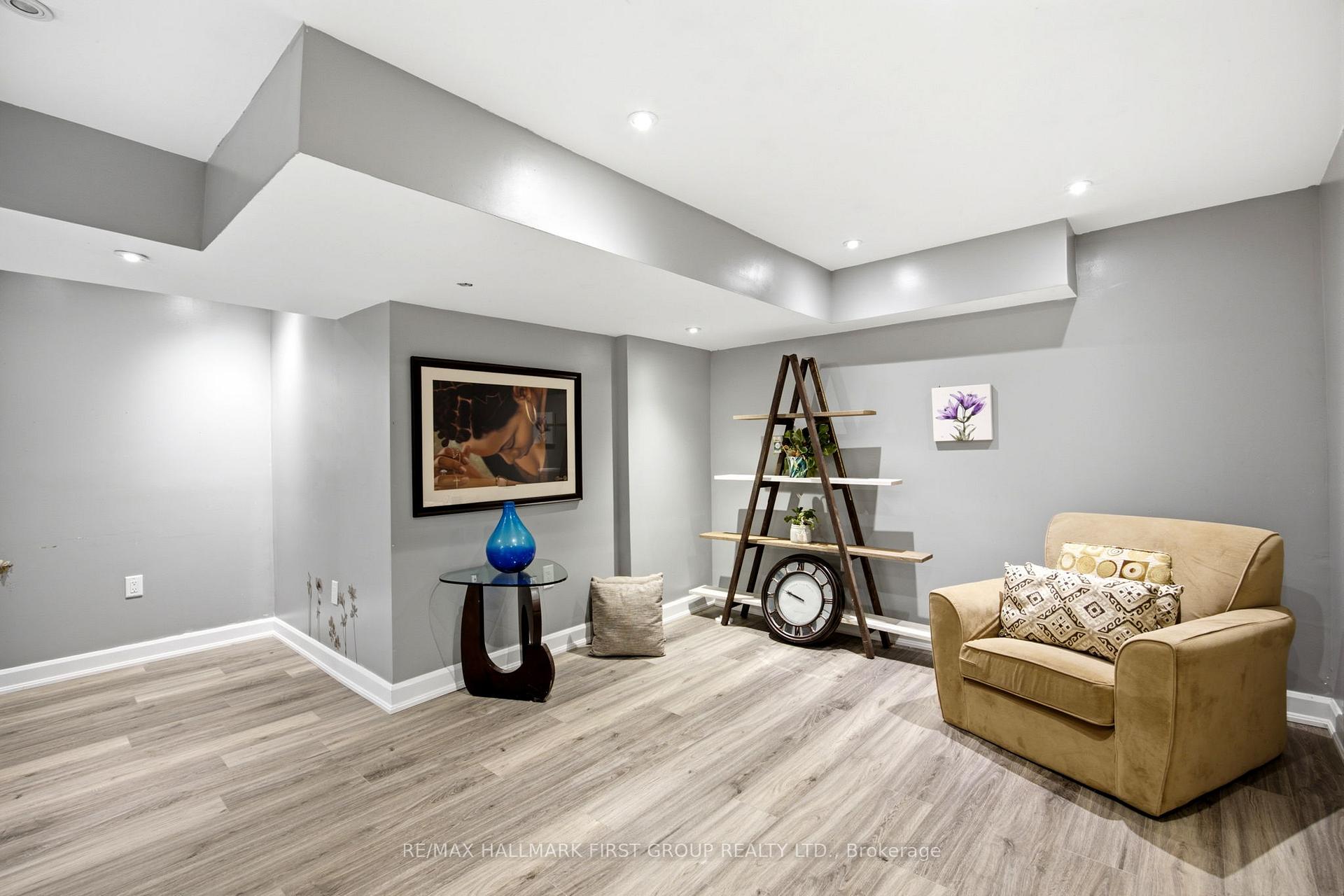 Photo 33 of 1396 Lyncroft Crescent, Oshawa, Taunton — HOMEH